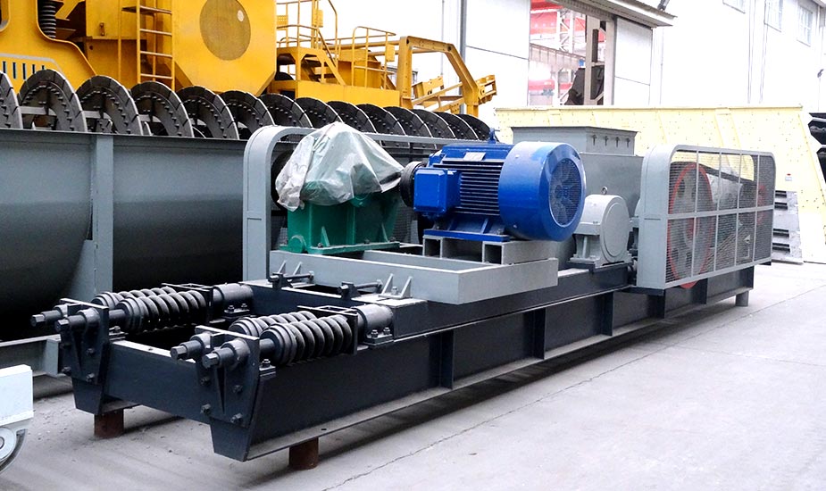 水泥熟料對輥式破碎機