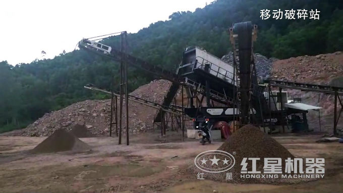 移動(dòng)破碎站設(shè)備生產(chǎn)現(xiàn)場成品展示圖