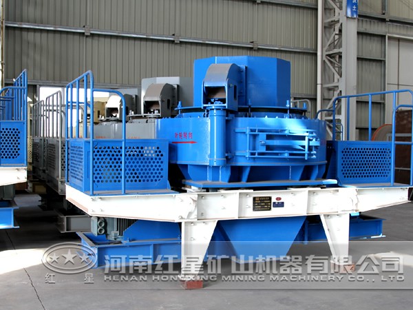 藍(lán)晶石沖擊式破碎機(jī)
