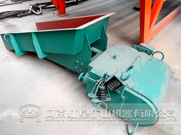 電磁振動(dòng)給料機(jī) 電磁振動(dòng)給料機(jī)