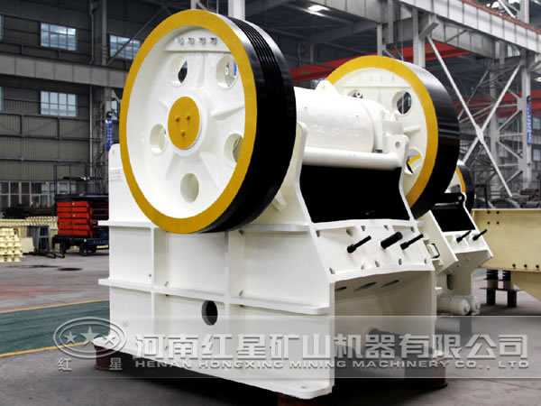 鈦礦顎式破碎機(jī)