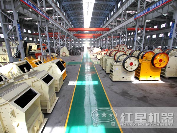 破碎機(jī)廠區(qū)