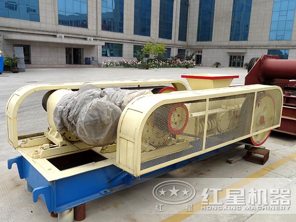 對輥破碎機 對輥破碎機