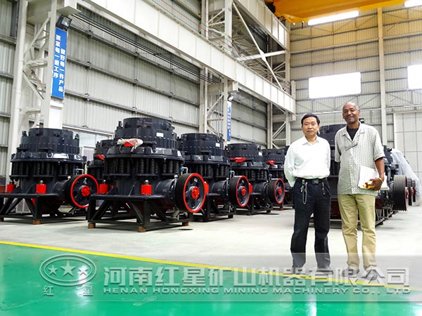 青石彈簧圓錐破碎機(jī)