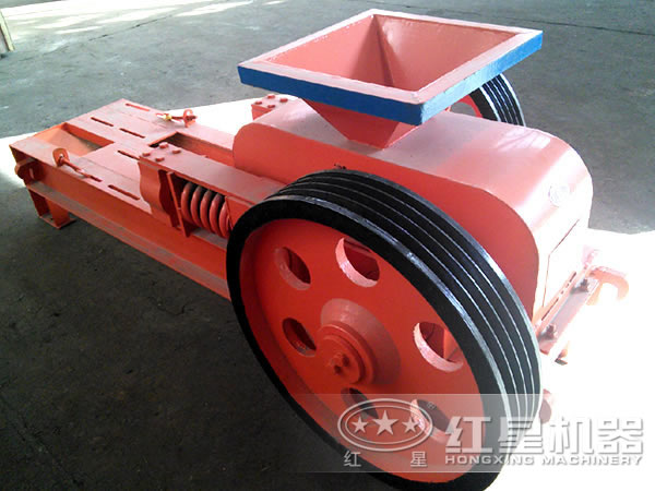 輥式破碎機