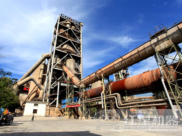 回轉(zhuǎn)窯生產(chǎn)現(xiàn)場