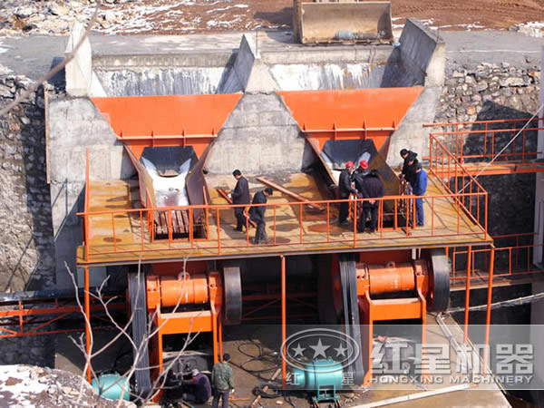 顎式破碎機現場