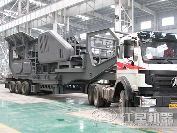 移動破碎機正面實拍