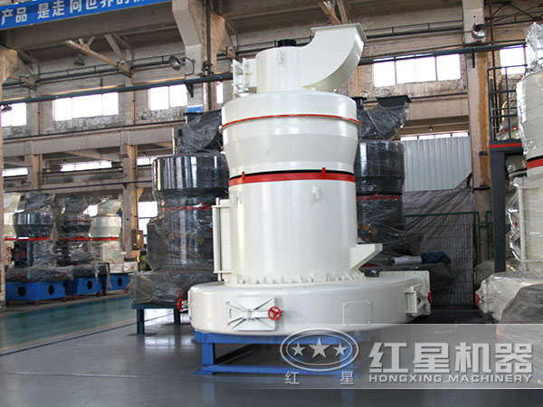 雷蒙磨粉機設(shè)備實拍