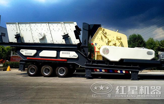 新型車載移動(dòng)式破碎站設(shè)備實(shí)拍