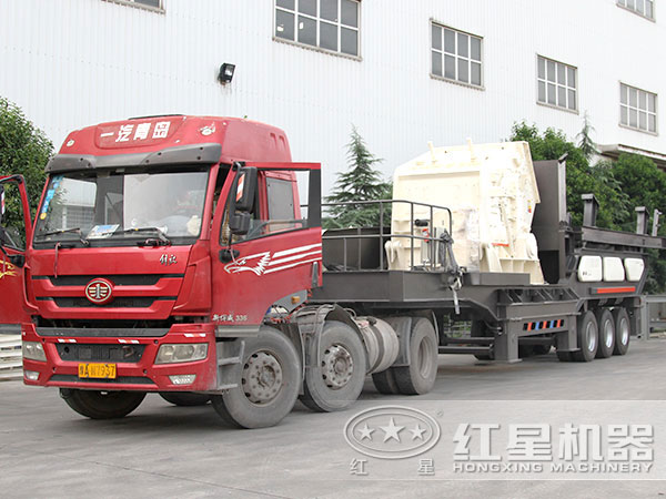 新型車載移動(dòng)式破碎站設(shè)備發(fā)貨