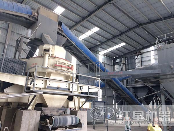 每天1000噸的石子制砂機生產現場 每天1000噸的石子制砂機生產現場