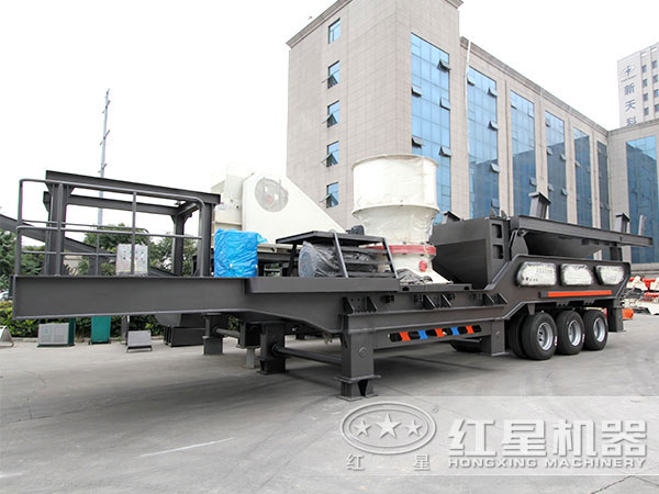 石頭移動式破碎制砂一體機設備廠區實拍