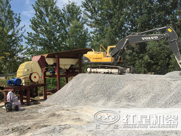 PCZ重錘式破碎機(jī)生產(chǎn)現(xiàn)場(chǎng)