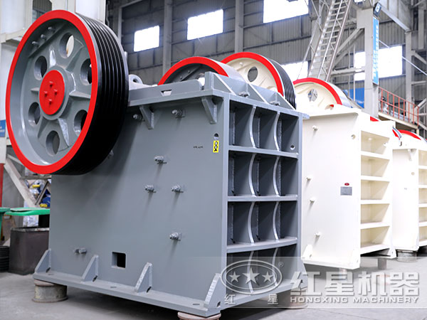 顎式破碎機(jī)設(shè)備