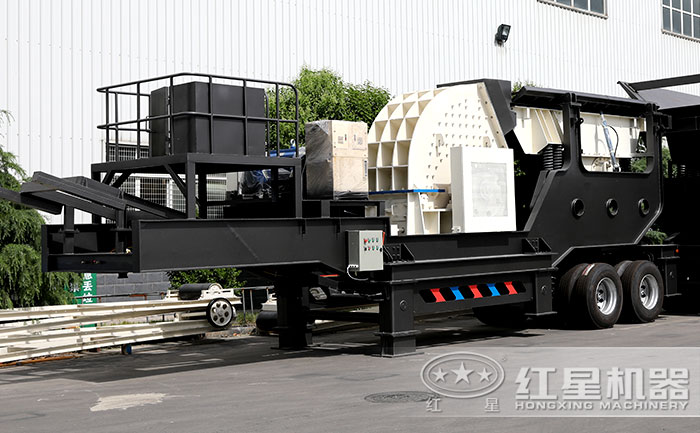 輪胎式移動(dòng)重錘破碎機(jī)設(shè)備