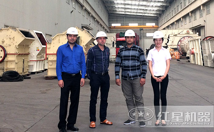 用戶參觀紅星廠區(qū)