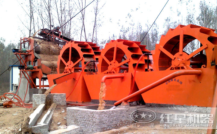 山砂洗砂機現(xiàn)場