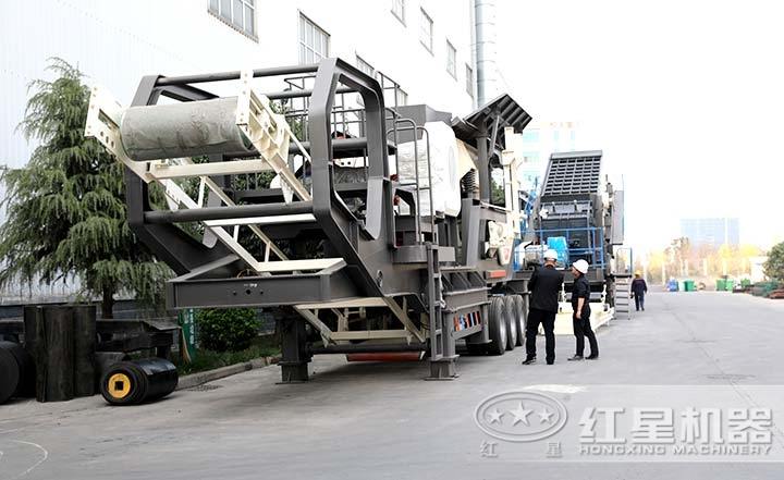 客戶到廠參觀設(shè)備