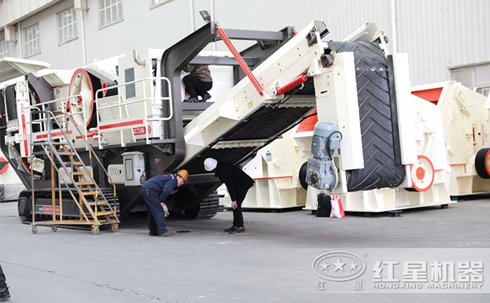 用戶考場履帶式移動破碎站現場實拍