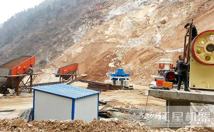 江西時產200噸河卵石制砂生產線現場