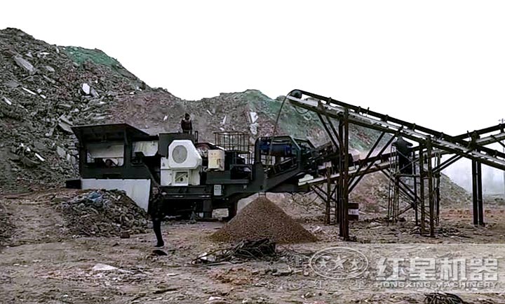 建筑垃圾移動(dòng)鄂式破碎機(jī)設(shè)備實(shí)拍