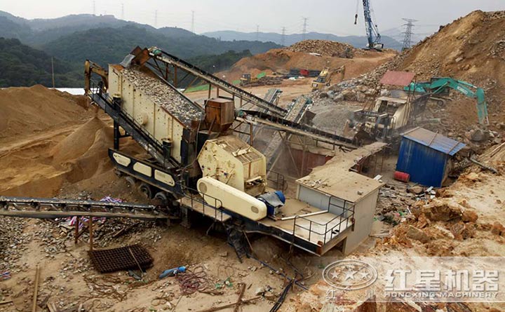 湖南建筑垃圾粉碎機工作現場