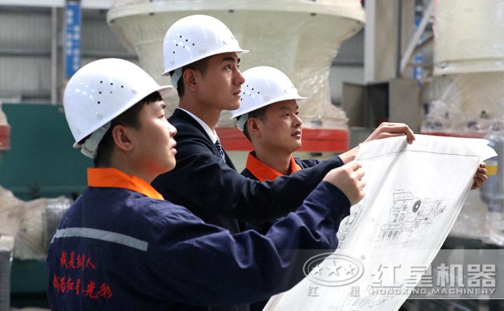 技術工程師為用戶定制建筑垃圾粉碎機設備