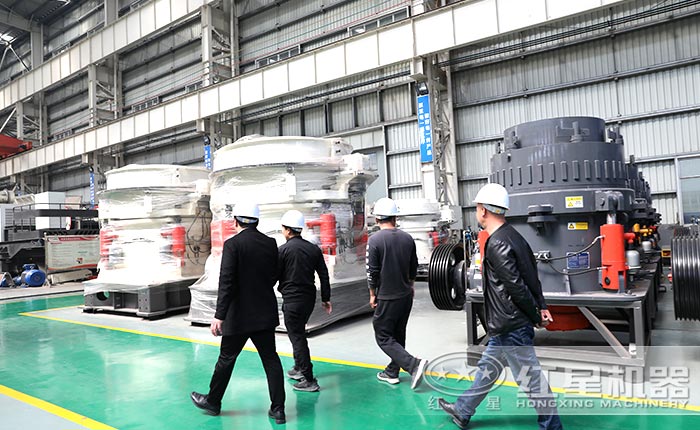 圓錐破碎機(jī)廠區(qū)