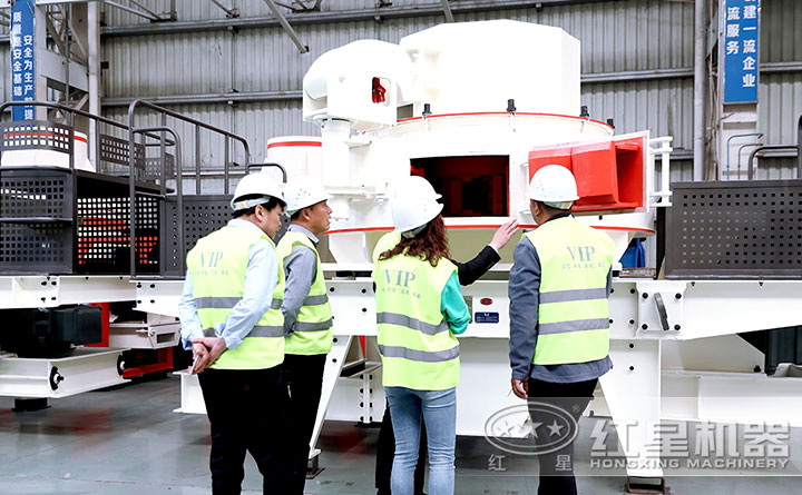 時產千噸的鵝卵石打沙機廠區