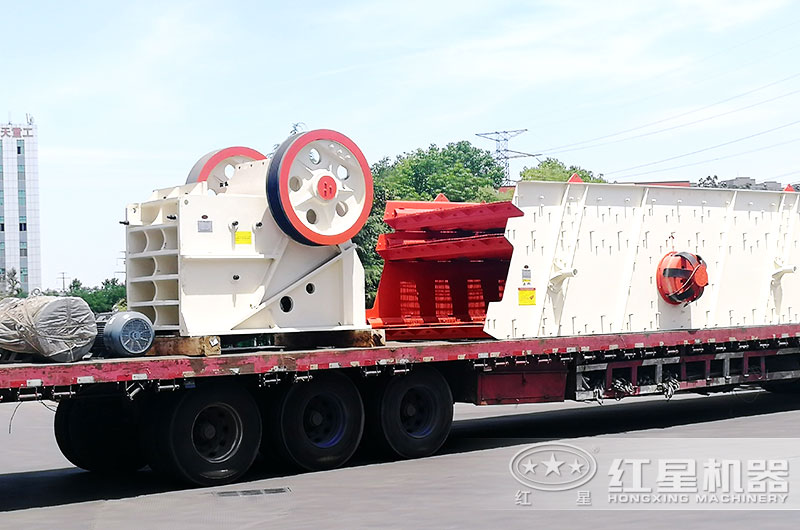 小型磕石機(jī)發(fā)貨