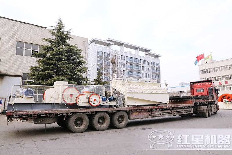 小型石料破碎設(shè)備發(fā)貨