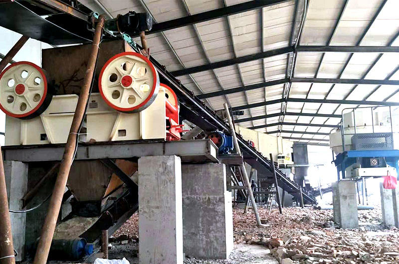 顎式破碎機生產(chǎn)線現(xiàn)場圖