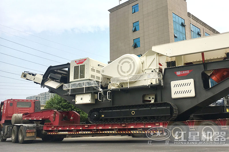 紅星砂石破碎機(jī)發(fā)貨中