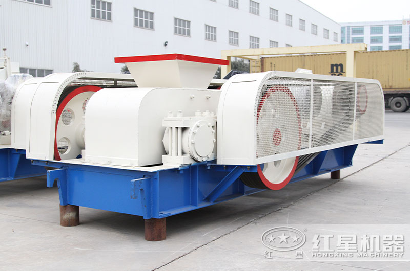 對輥式煤矸石制砂機